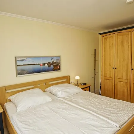 Meeresblick Residenzen Fewo02 Mit Gratis Schwimmbadnutzung Im Ahoi Sellin דירה גוהרן