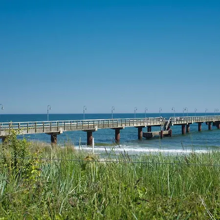 Meeresblick Residenzen Fewo02 Mit Gratis Schwimmbadnutzung Im Ahoi Sellin דירה גוהרן