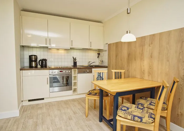 Meeresblick Residenzen Fewo02 Mit Gratis Schwimmbadnutzung Im Ahoi Sellin