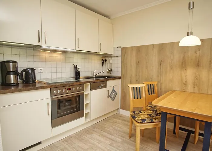 Meeresblick Residenzen Fewo02 Mit Gratis Schwimmbadnutzung Im Ahoi Sellin *